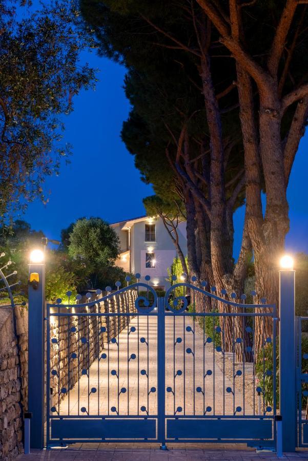 Villa Lea Imperia Exterior foto